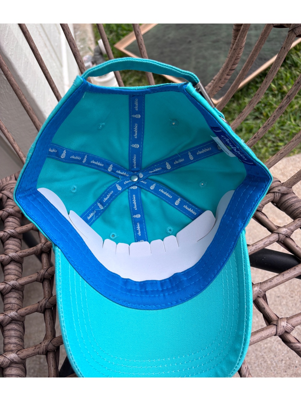 chubbies Bright Turquoise Script Logo Hat - Picture 5 of 5